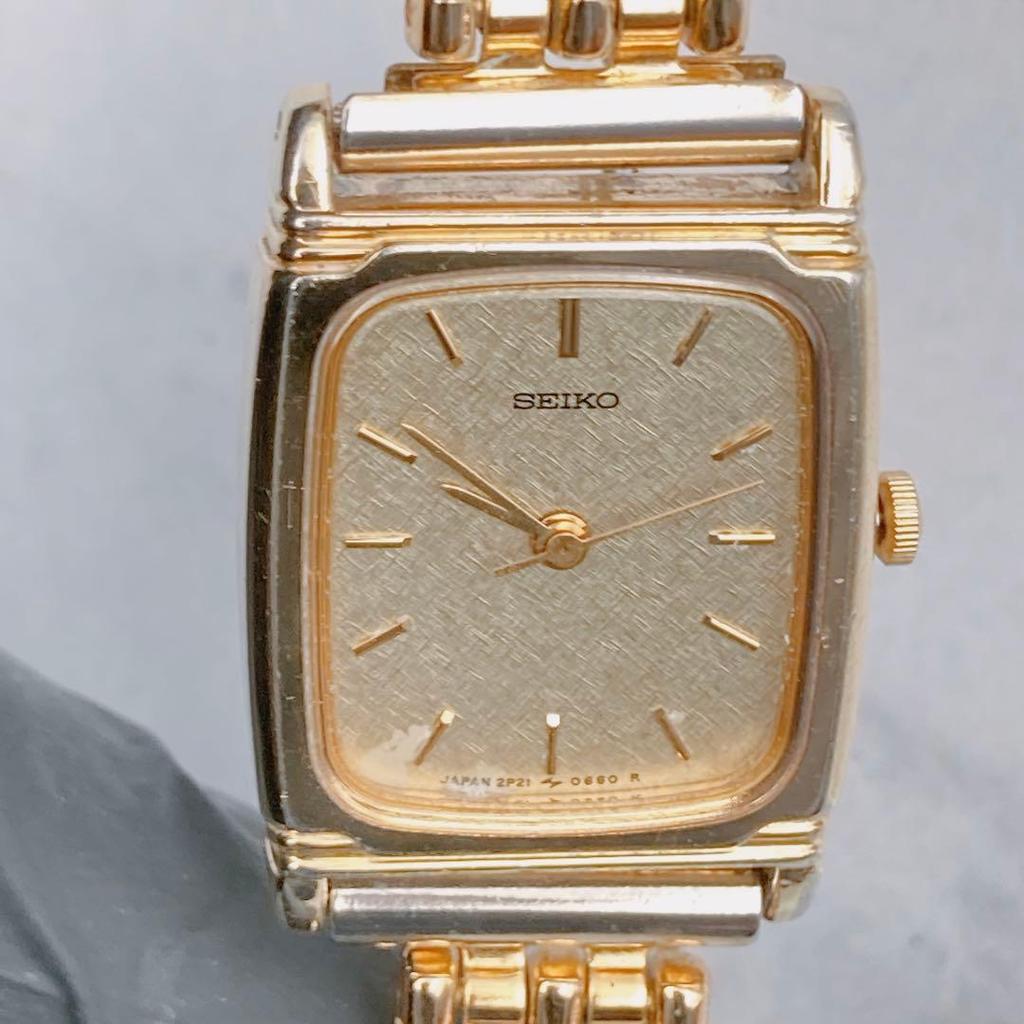 Used Working SEIKO Ladies Watch, Square Gold, 3 Hands, Chain Bracelet, Rectangular, 3 Hands, Vintage, Antique