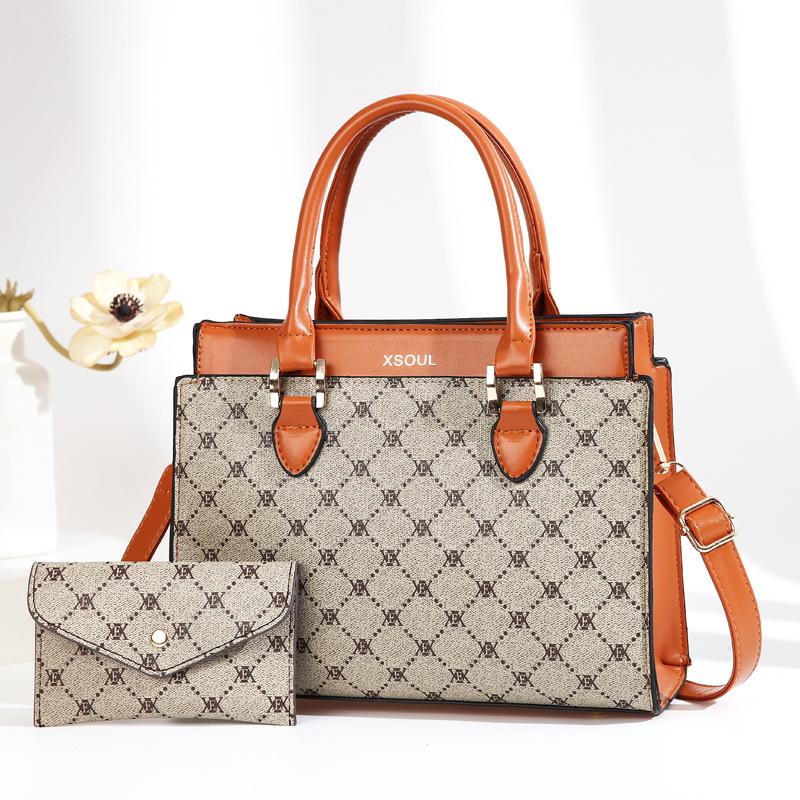 

Атмосферная сумка для мамы среднего возраста женская сумка большая вместимость 2025 новая модная универсальная сумка-мессенджер тоут