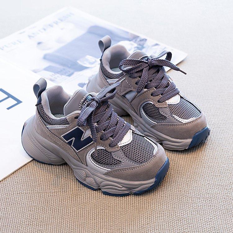 

Детские кроссовки-папы 2025 весна и осень новые спортивные туфли для девочек универсальные повседневные туфли туфли для мальчиков легкие сетчатые дышащие 32 yards inner length 19.7cm