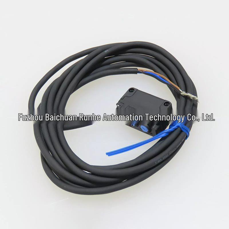 PZ-G62N KEYENCE Square Retroreflective Photoelectric Sensor - New, Original, In Stock PZ-G62N