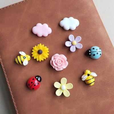 10pcs Aimants de Frigo Mixtes Abeille Coccinelle Fleur Nuage Décoration Maison Bureau Accessoires Mignon Autocollant Magnétique pour Réfrigérateur