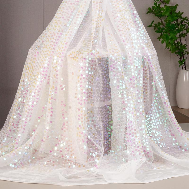 Barevná Duhová Lesklá Kusová Gradientní Látka 6mm Flitrová Vyšívaná Látka Párty Kostým Šaty Pozadí Obalová Síťovina