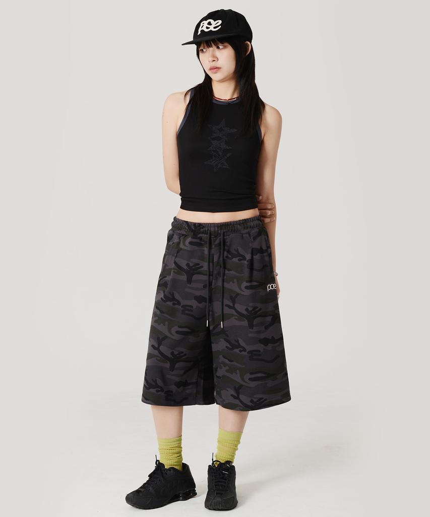 PEACE MAKER Pce Applique Deep Tuck Bermuda Sweat Shorts (Camouflage)