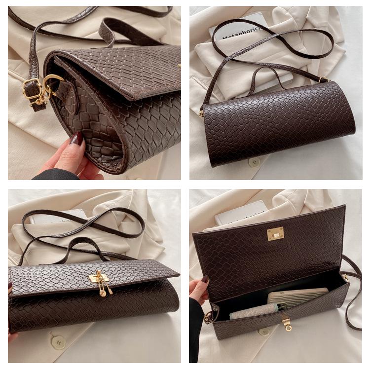 Exquisite 2025 Solid Color Casual Buckle Large Capacity Stylish Crossbody Baguette Women's Bag