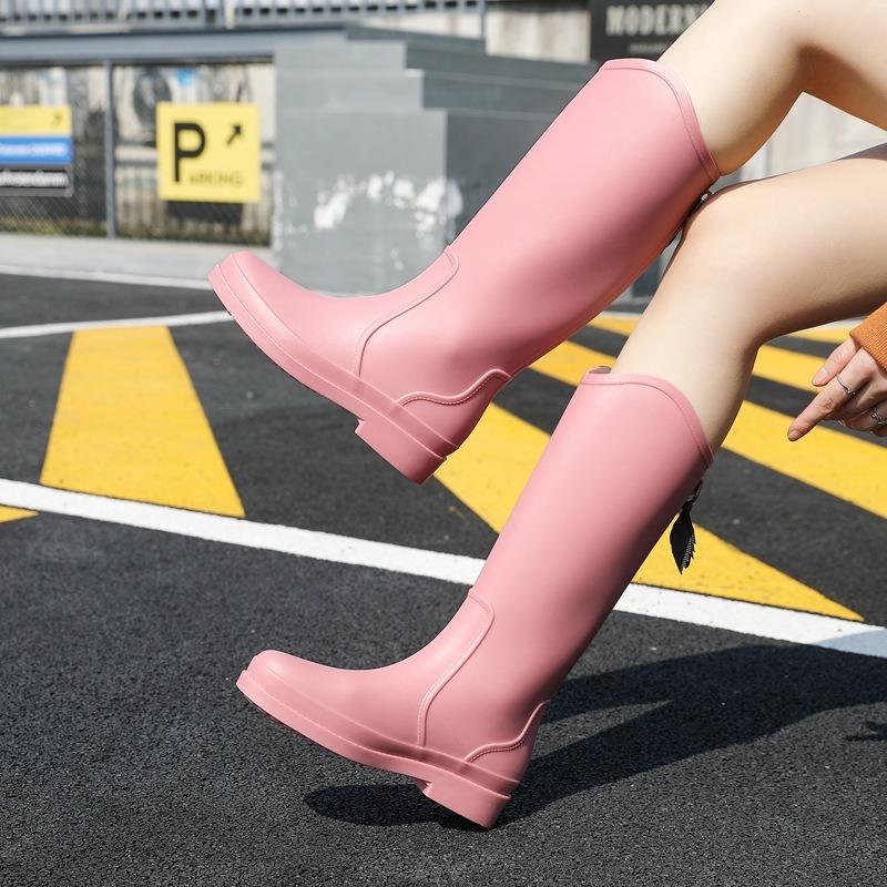 High Tube Water Shoes Women's Waterproof and Non-slip Long Tube Warm Fleece Socks Shoes Rain Shoes Fashion Soft-soled Rain Boots Rubber Shoes