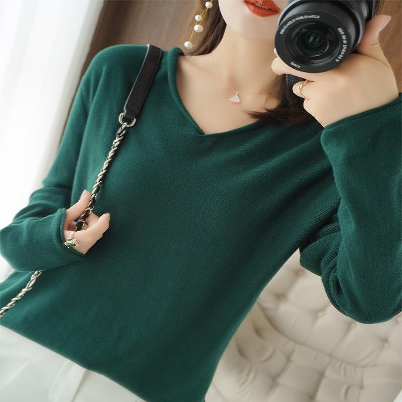 Women's Cotton V-neck Long Sleeve Knit Top - Slimming, Versatile, Solid Color for Spring & Autumn