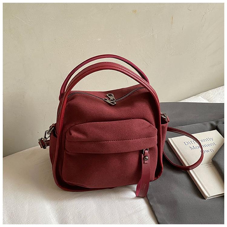 Simple and lightweight casual nylon bag 2025 fashion versatile women's messenger bag shoulder portable commuter bag