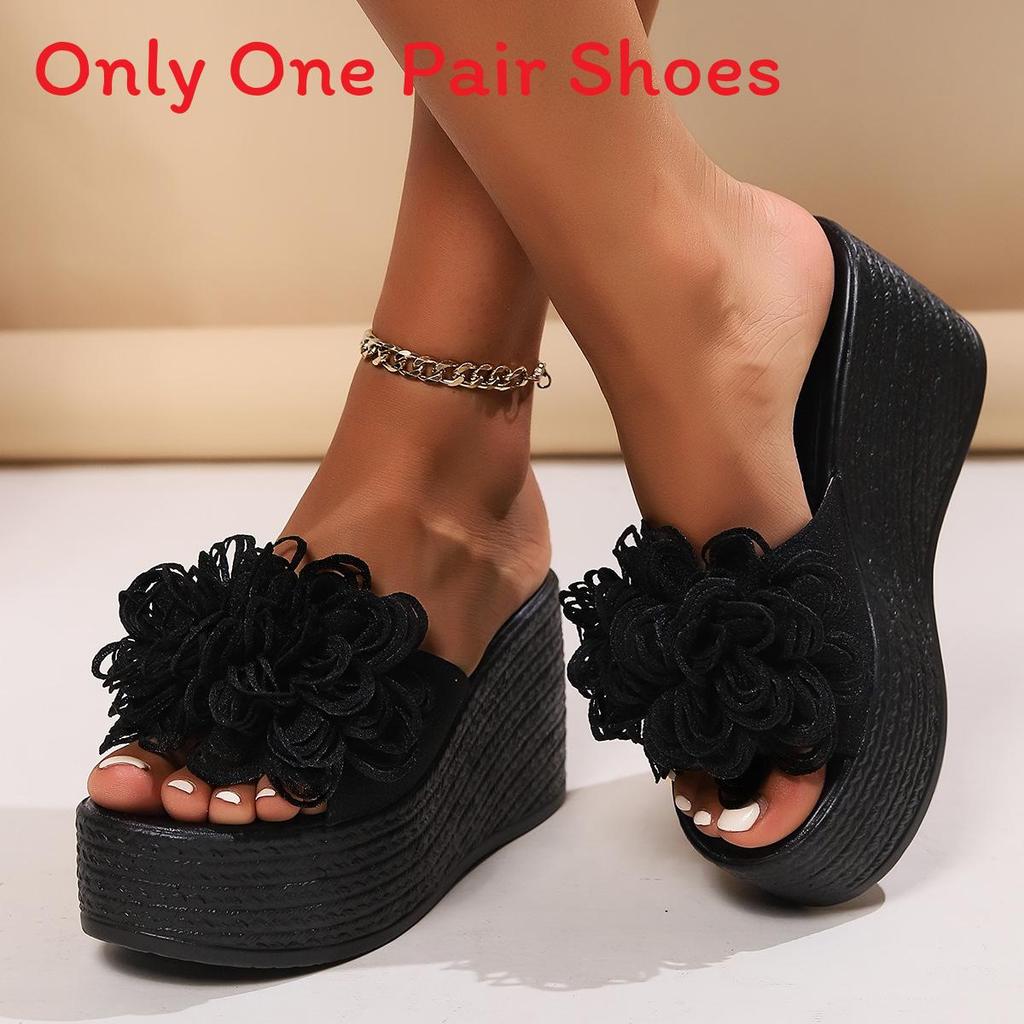 Summer Flat Flower Toe Post Sandals With Rubber Sole For Women