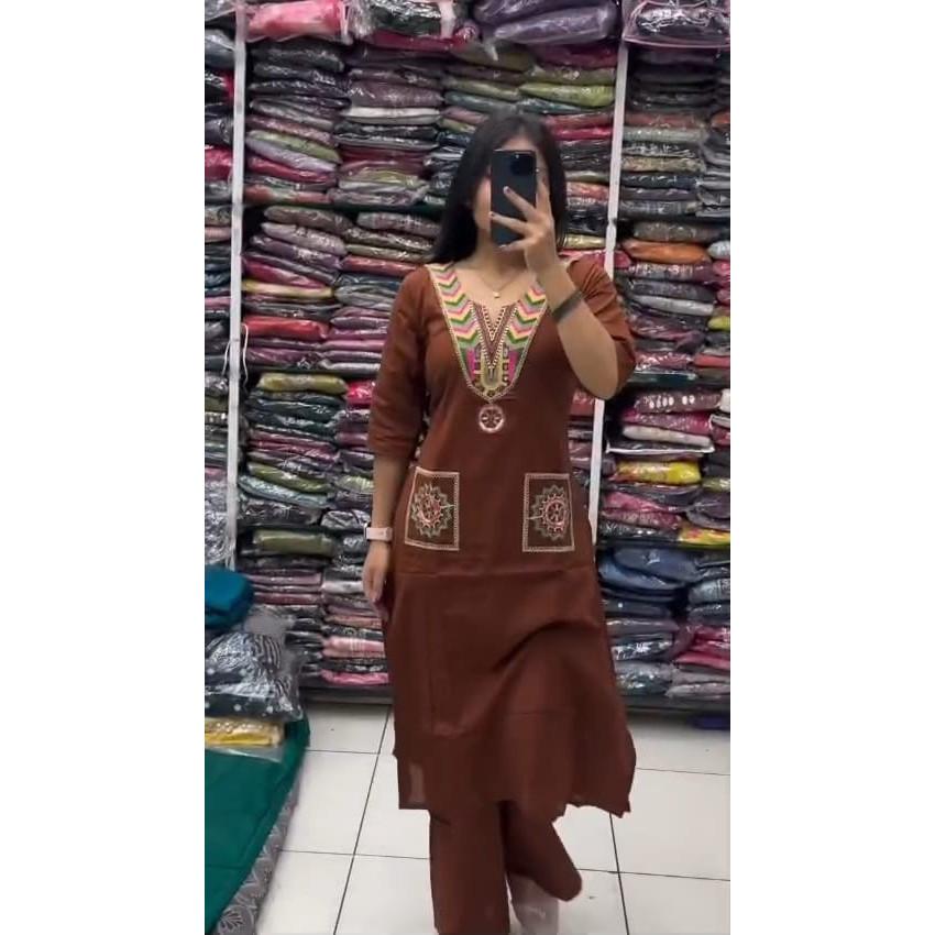 Paksiatni Cotton Embroidery Kurti Pant Set Bollywood Designer Ethnic Kurta Set