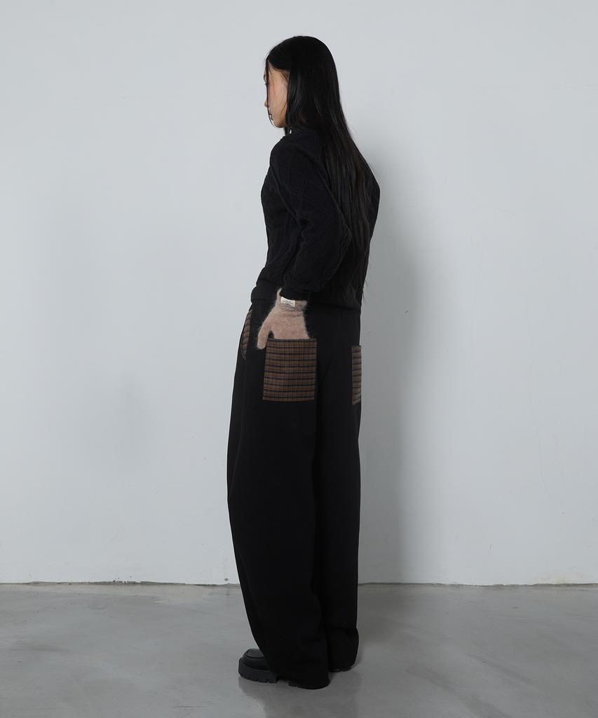 CHICKS (Fleece-Lined Ver) Back Pocket Check Balloon Pants Black