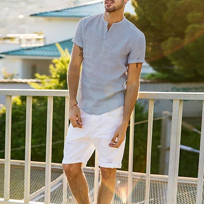 Мужская однотонная дышащая футболка на пуговицах с воротником на пуговицах и короткими — фото 5