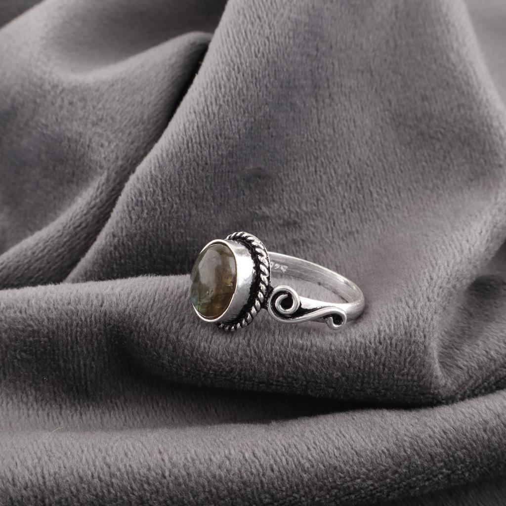 Labradorite Jewelry, Handmade Gemstone Ring, 925 Solid Sterling Silver Ring Antique Jewelry, For Engagement Gift