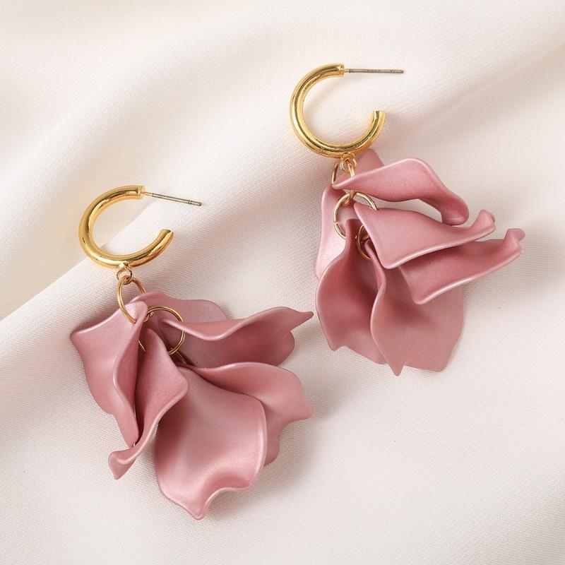 Pinkdudu Modische Rosenblütenblatt-Hängeohrringe Harz Perlmuttglanz Blumenohrringe Damen Schmuck PD2386