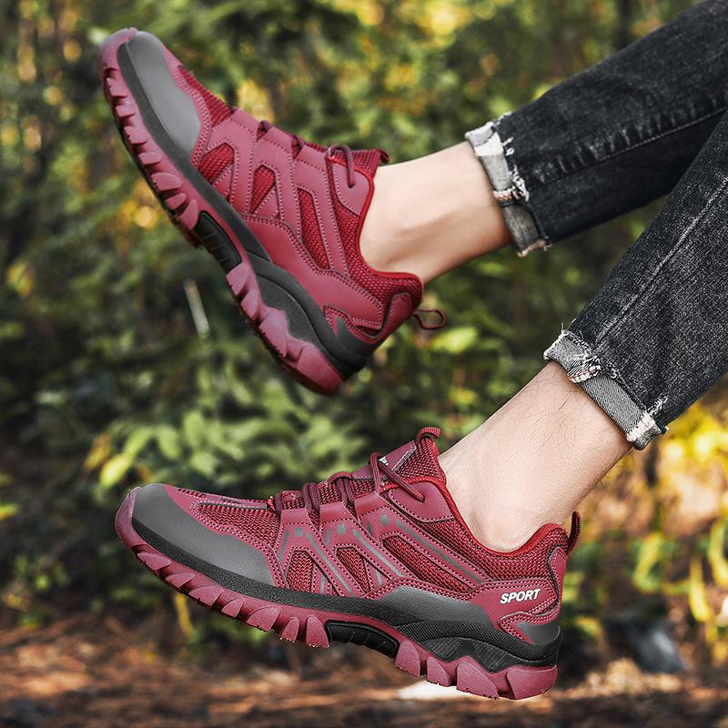Outdoor Shoes Low-top Autumn and Winter Climbing Couple Off-road Hiking Shoes Camping Hiking Shoes