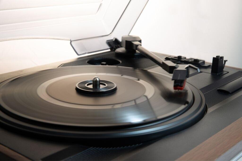 Плеер виниловый Soundmaster PL 186