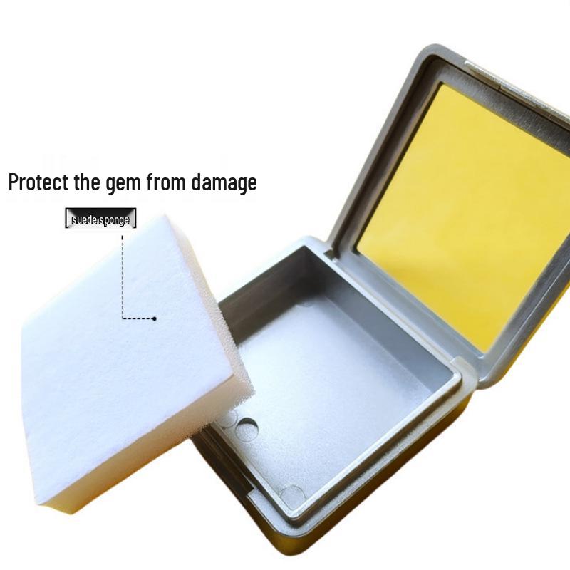 Gemstone Storage Box: Transparent Plastic Display for Loose Diamonds and Jewelry.