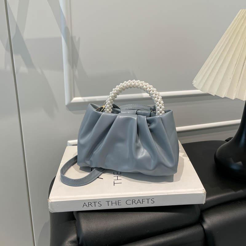 

Плиссированная модная жемчужная сумочка весна новая универсальная текстура плечевая кроссбоди маленькая квадратная сумка синий