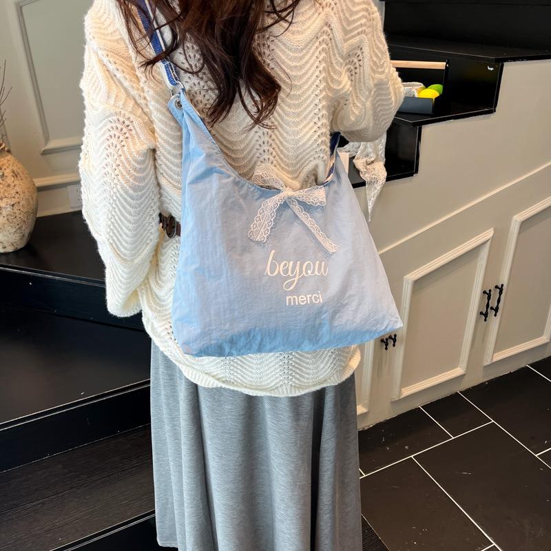 Retro Literary Handbag Women's Small Fresh Striped Shoulder Bag Casual Large Capacity Commuter Canvas Tote Bag