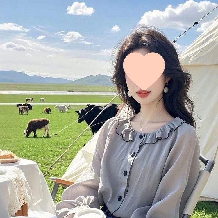 

2025 Chic Women s Gray Trim Spliced Top XL (120-135 kg)