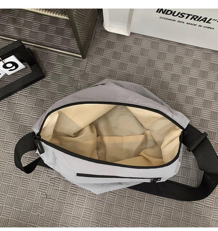 Japanese Waterproof Nylon Cloth Casual Shoulder Cloth Bag Female Design Sense Niche Retro Large Capacity Commuter Mailman Big Bag