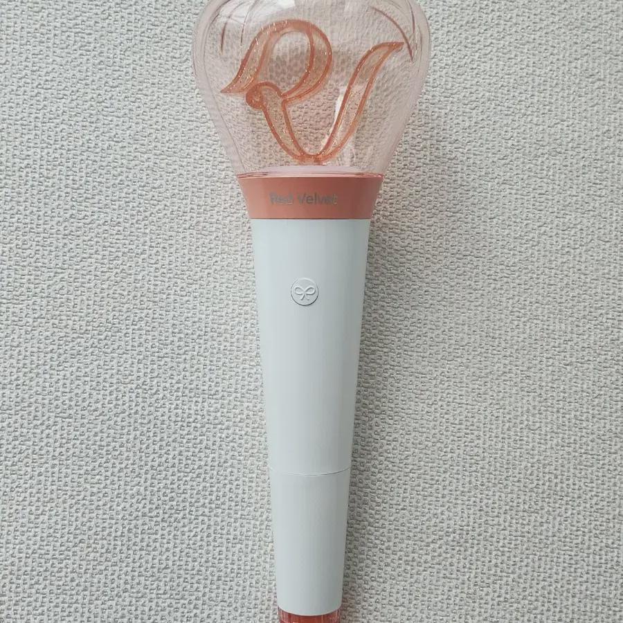 

Ред Вельвет Лайтстик Ким Ман-бон