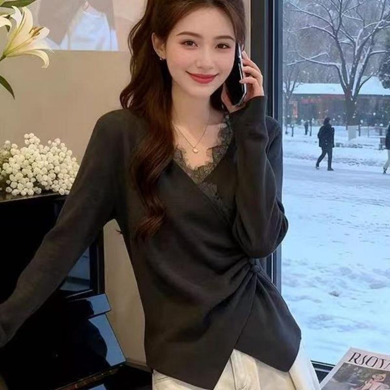 Plus Size French Lace Velvet V-Neck Base Layer Shirt for Women - Slimming Irregular Top for Autumn/Winter