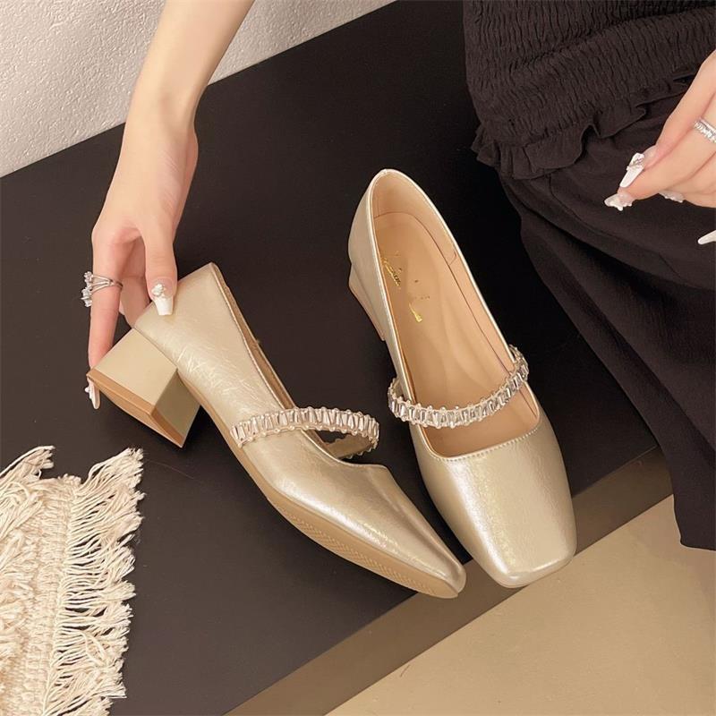 

French Mary Jane shoes silver light mouth temperament with skirt spring and autumn single shoes new commuting 35 шампанского