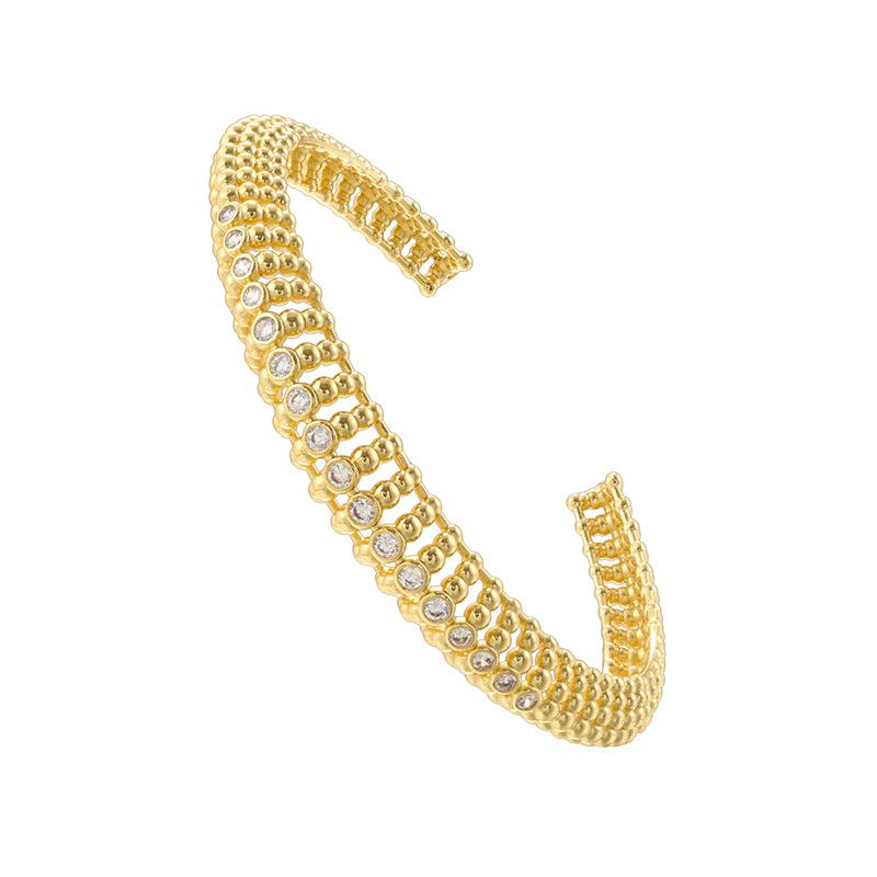 New Hollow Spherical Bracelet with Niche Design, High-end Feel, Light Luxury, Versatile and Open Mouth Jewelry Set