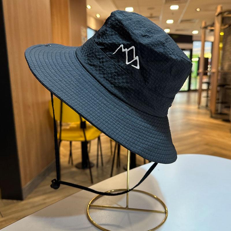

Style Versatile Hat Exquisite Embroidery Womens Sunshade Fishermans Hatscaps чорний