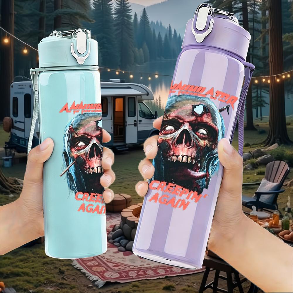 1PC Retro red masked figure band print 750ml colorful plastic sports water bottle leakproof pop up lid with straw for outdoor work home use