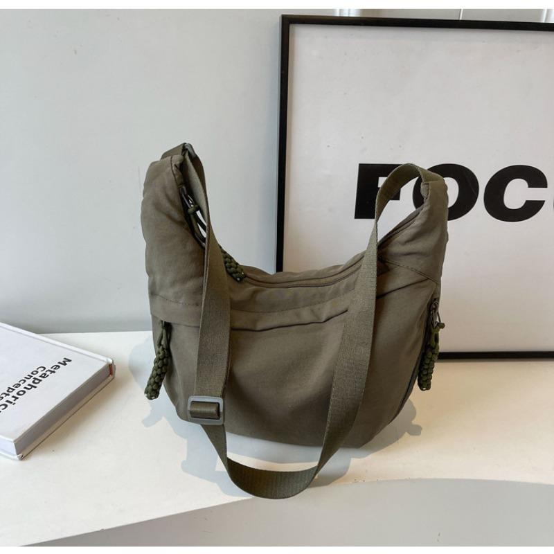 

Fashion commuting large capacity shoulder bag women s new casual versatile tote bag armpit dumpling bag зелений