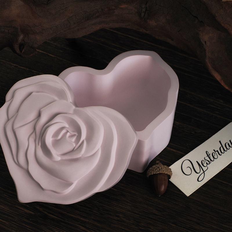 Heart Shape Rose Storage Box Silicone Mold With Lid DIY 3D Carved Rose Candle Jar Concrete Cement Mould Epoxy Resin Plaster Mold