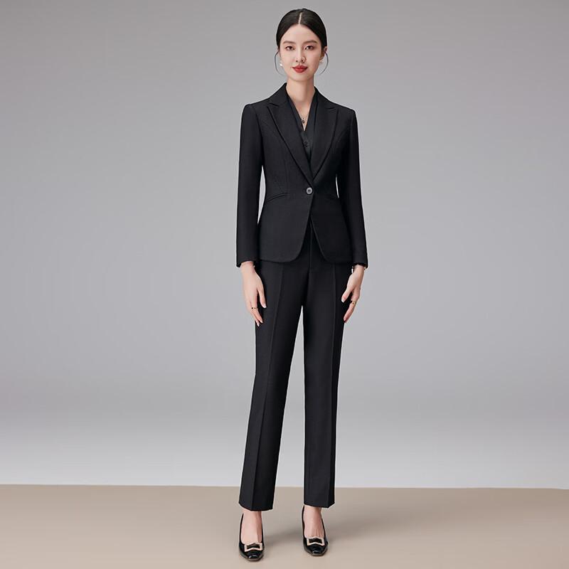 Professionelles zweiteiliges Anzugset für Damen