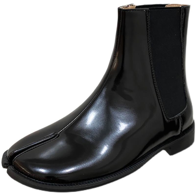 Shoes Autumn and Winter New Platform-soled Foot-fitting Martin Boots Glossy Patent Leather Chelsea Split-toe Shoes