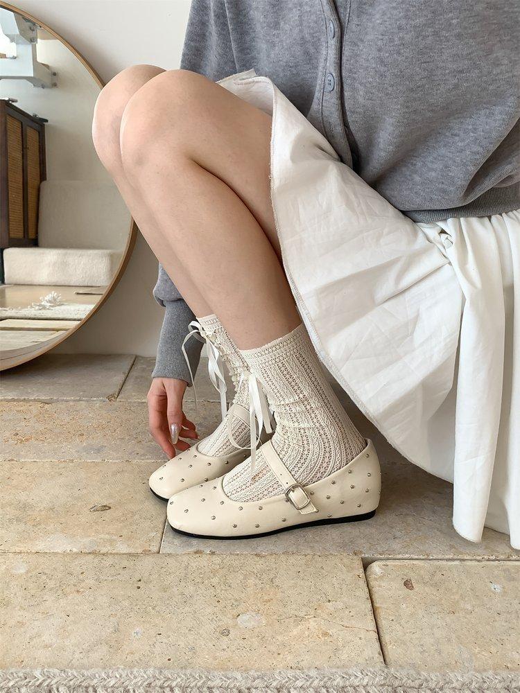 [Yushilai] Retro Riveted Ballet Single Shoes Women's 2025 Spring New One-word Buckle with Shallow Mouth Mary Jane Shoes