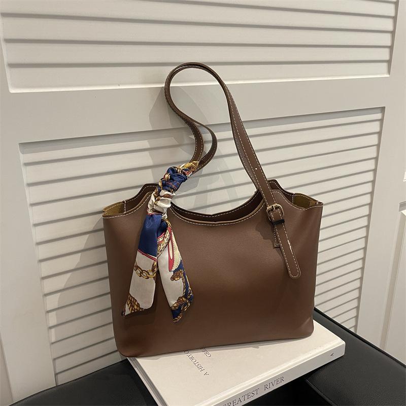 Fashionable Single-shoulder Stylish and Casual Large-capacity Commuter Women's Tote Bag