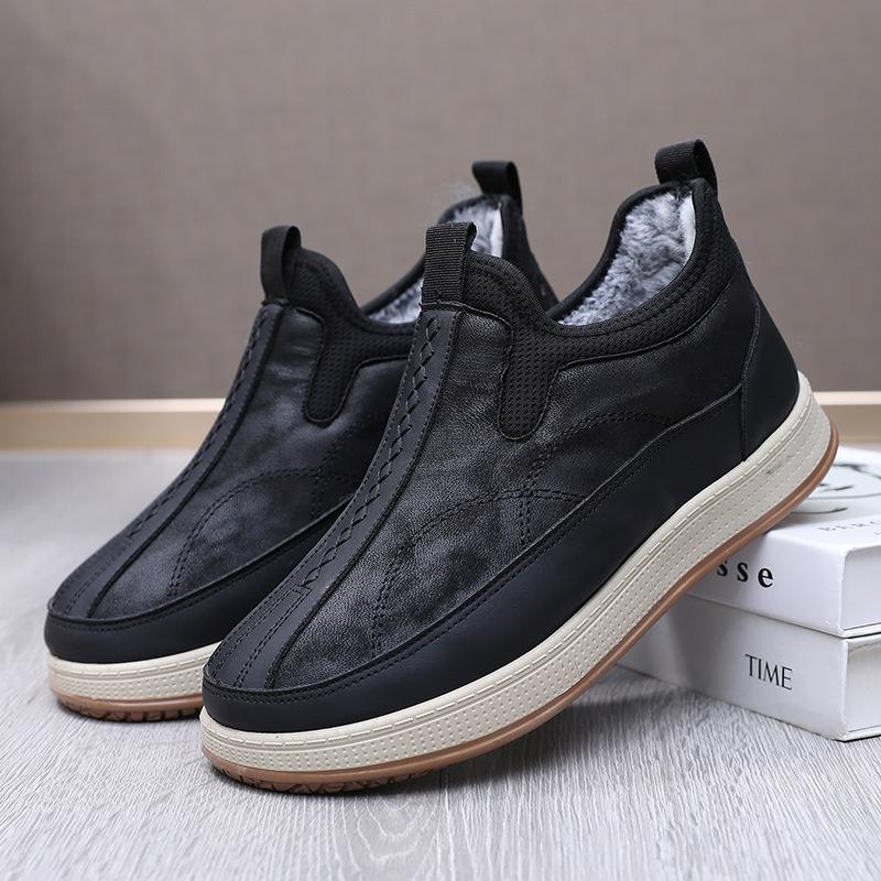 

Winter old Beijing cloth shoes men s cotton shoes thickened warm middle-aged father sports waterproof casual non-slip elderly shoes 45