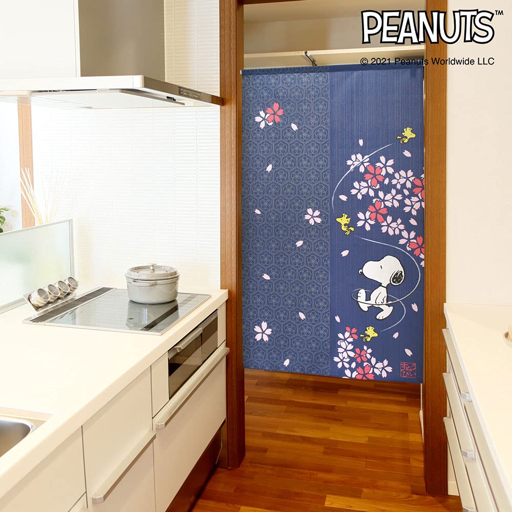 Noren Kobo Snoopy Goods Noren Curtain Room Divider Cherry Blossom SNOOPY PEANUTS Width 85cm Length 150cm 11410