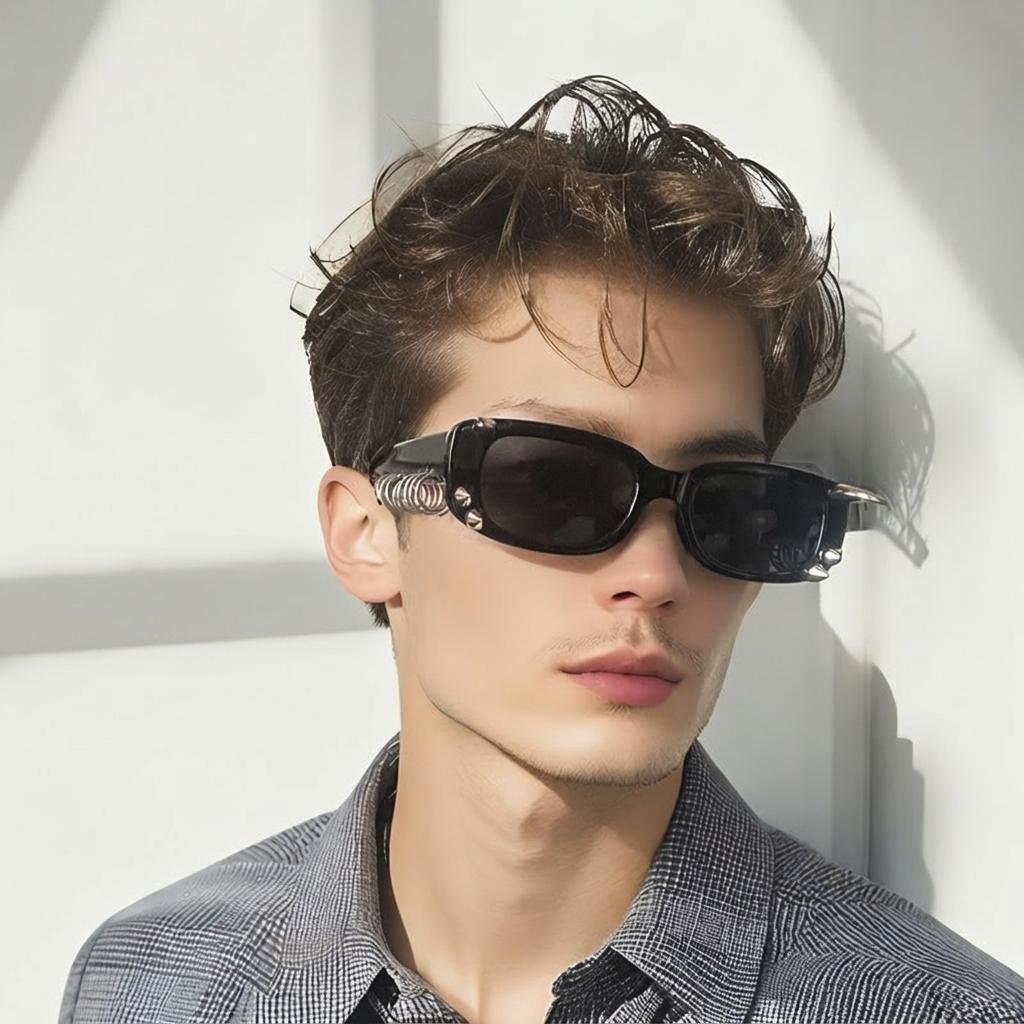 Studded Square Frame Sunglasses Men Women Punk Eyepiece Unisex UV400 Protection PC Frame Y2K Cool Sunglasses