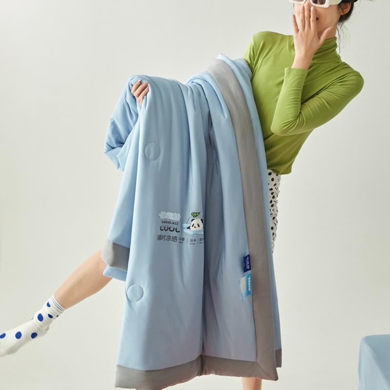 

Летнее одеяло, Летнее прохладное одеяло, Однотонное одеяло с кондиционером, Летнее тонкое одеяло из ледяного шелка, которое можно стирать в машине. 150x200CM