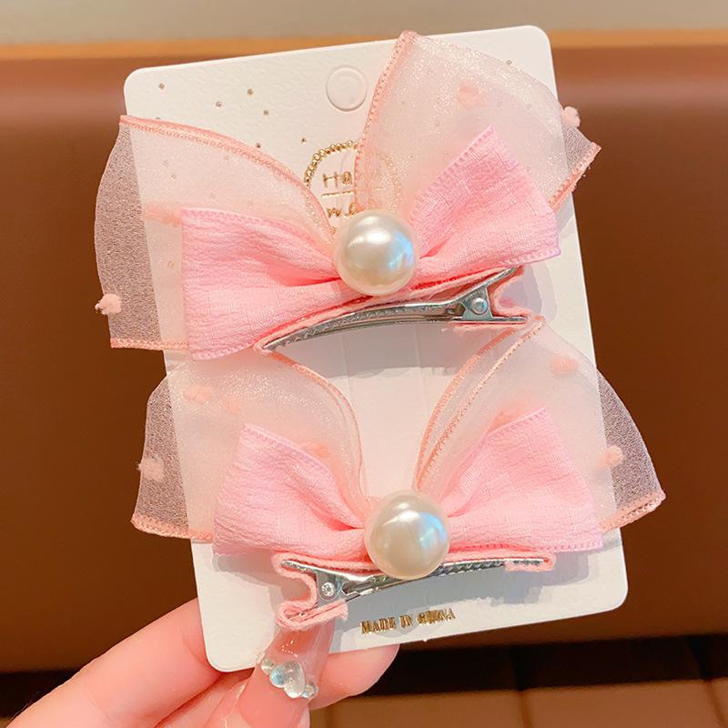 

Kids Pearl Bow Hair Clips, Pink 3D Rabbit Ears Barrettes, Cute Bubble Gauze Hair Accessories for Little Girls. ONE SIZE FITS MOST&CLOTH