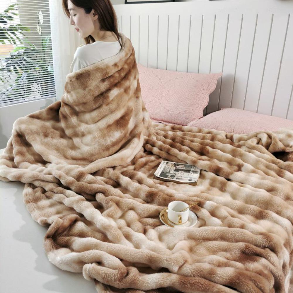 New Faux Rabbit Fur Warm Blanket Double Sided Skin-Friendly Throw Blanket Ultra Soft Solid Color Plush Striped Blankets