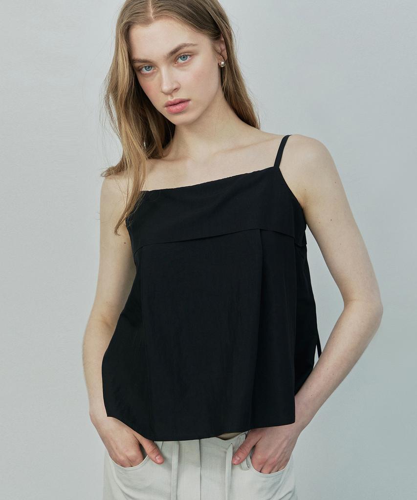 IHR Back Button Sleeveless Top / Black