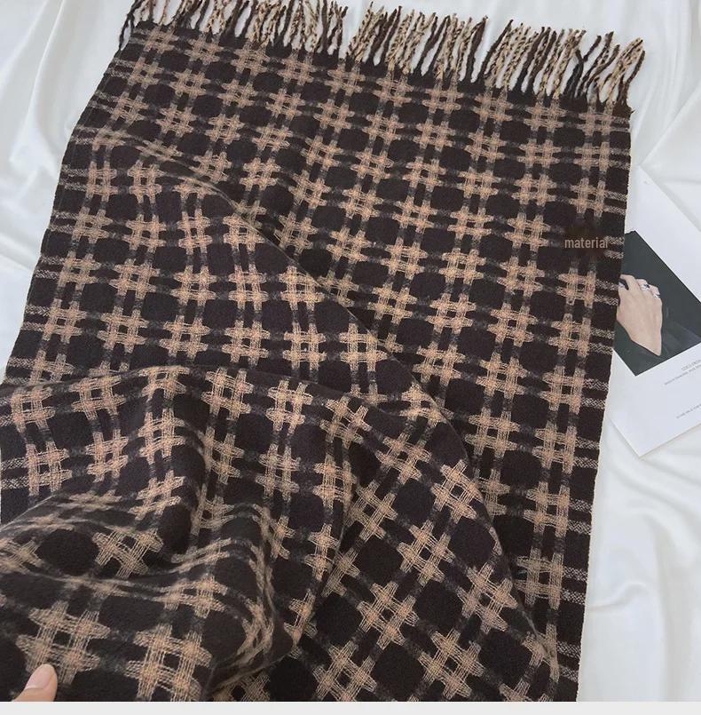 2024 Winter Women's Plaid Scarf: Korean Retro Style, Warm Imitation Cashmere Shawl for Students and Couples