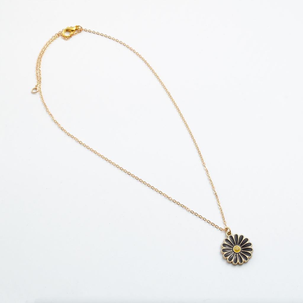 Daisy Flower Necklace Gold Plated Boho Choker