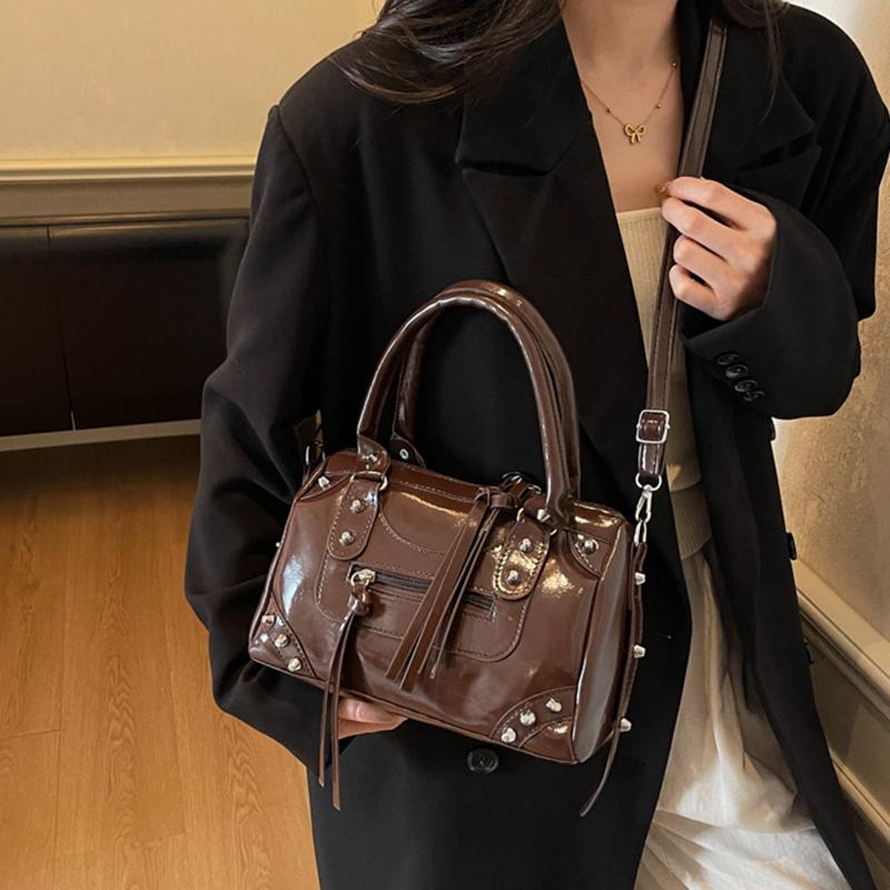 Faux Leather Solid Color Large Capacity Hobos Shoulder Bags for Women High Quality Versatile Undearm Ruched Handle Bags