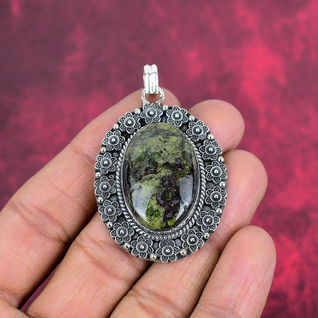 Drakblodsten Ädelsten 925 Sterlingsilver Smycken , Underbart Hänge För Hennes, Handgjorda Smycken För Kärlek