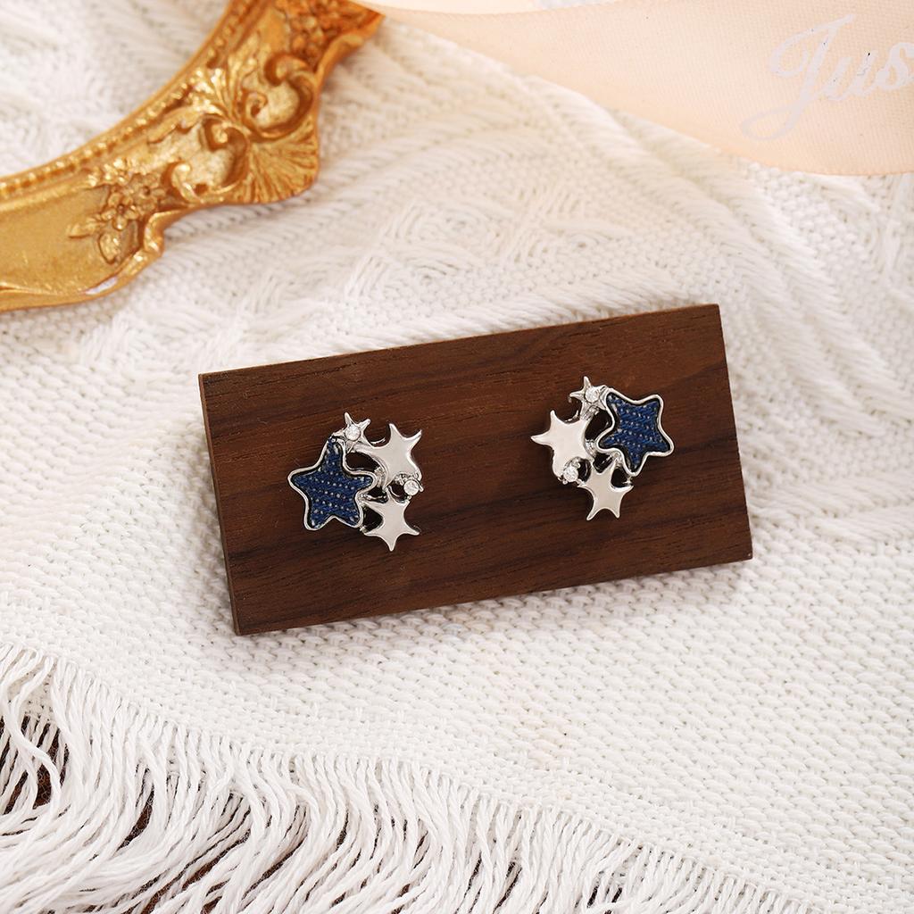 Exquisite And Simple Star-Studded Diamond Stud Earrings, Light Luxury High-End Denim Blue Temperament Earrings For Women