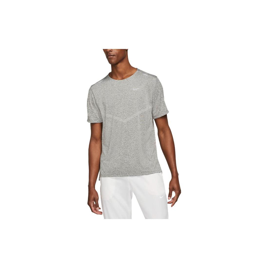 

Новые мужские футболки Nike светло-серого цвета CZ9184-084 S