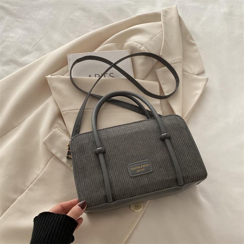 

нишевый дизайн, высокое чувство ценности, бархатная женская сумка через плечо, модная новая универсальная простая сумка-тоут для женщин серый